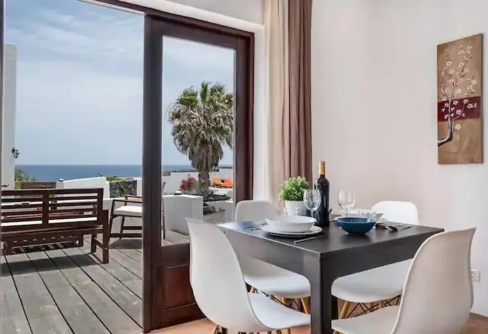 Playa Marina Eco - Arrieta View Ferienhaus *